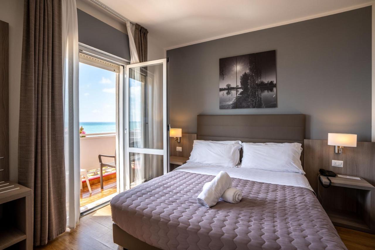 Hotel Loreley Τζεσόλο Λίντο Εξωτερικό φωτογραφία